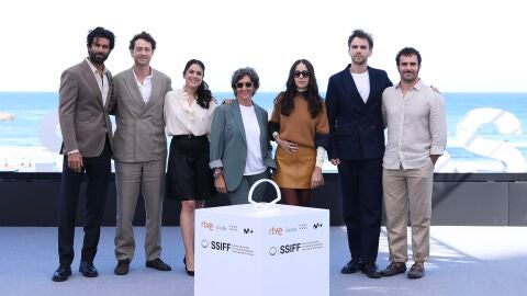 Rubén Cortada, Peter Vices, Adriana Ugarte, Elvira Mínguez, Celia Suárez, Jeremy Neumark y Borja Luna