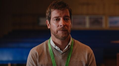 Manuel Baqueiro es Enrique en Ágata y Lola