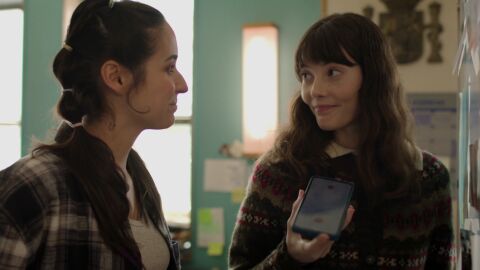 &Aacute;gata y Lola en el cap&iacute;tulo 6